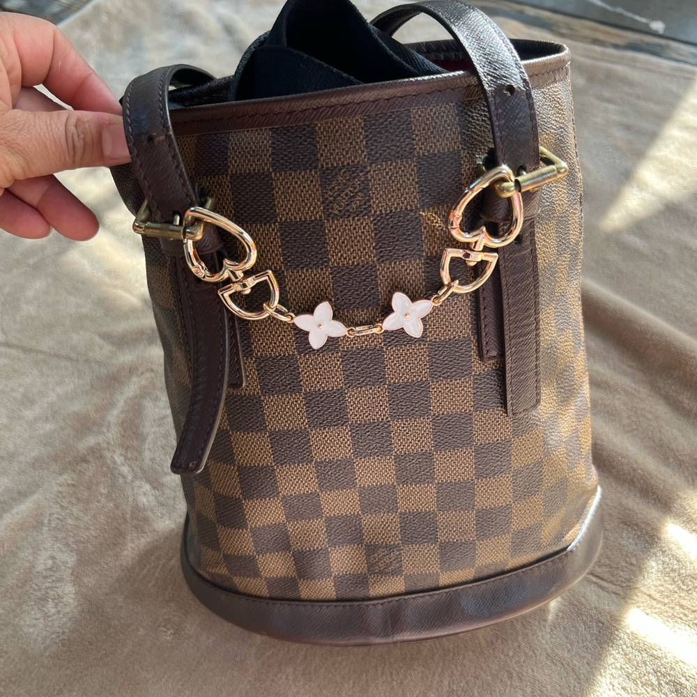 Louis Vuitton bag Authentic
